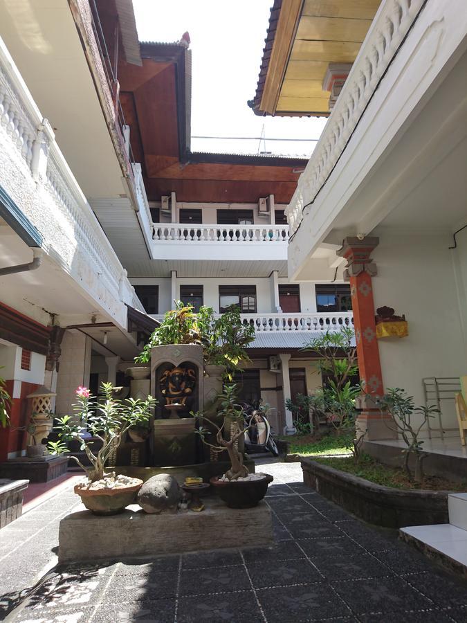 Bali Dwipa Kuta (Bali) Bagian luar foto